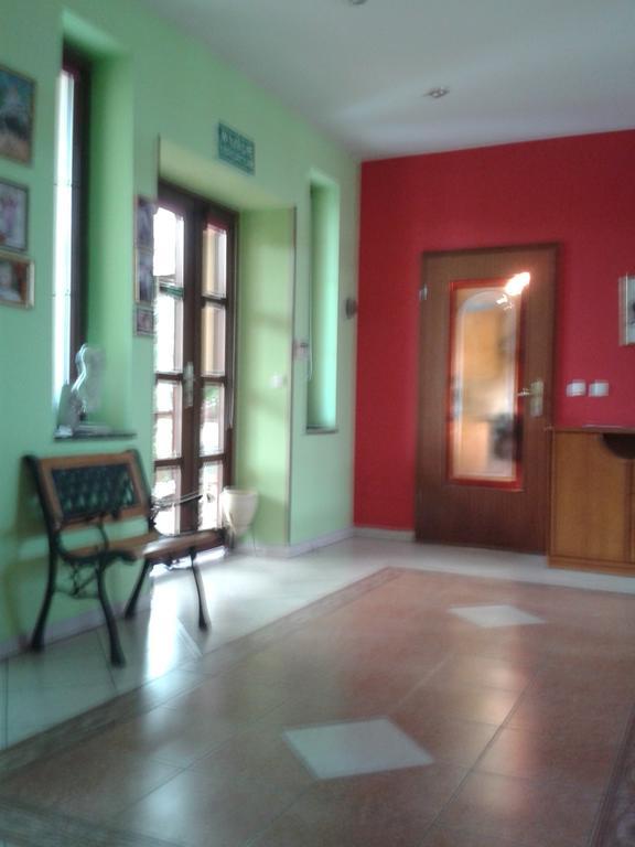 Gosciniec Sloneczny Hotel Drzonków Buitenkant foto
