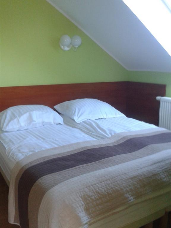Gosciniec Sloneczny Hotel Drzonków Kamer foto