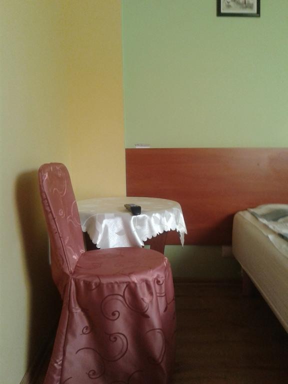 Gosciniec Sloneczny Hotel Drzonków Kamer foto