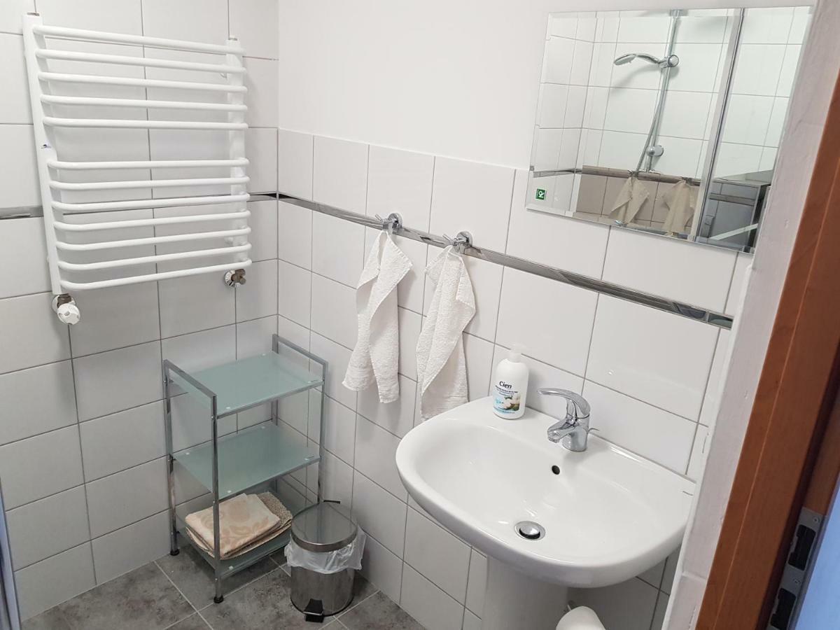 Gosciniec Sloneczny Hotel Drzonków Buitenkant foto